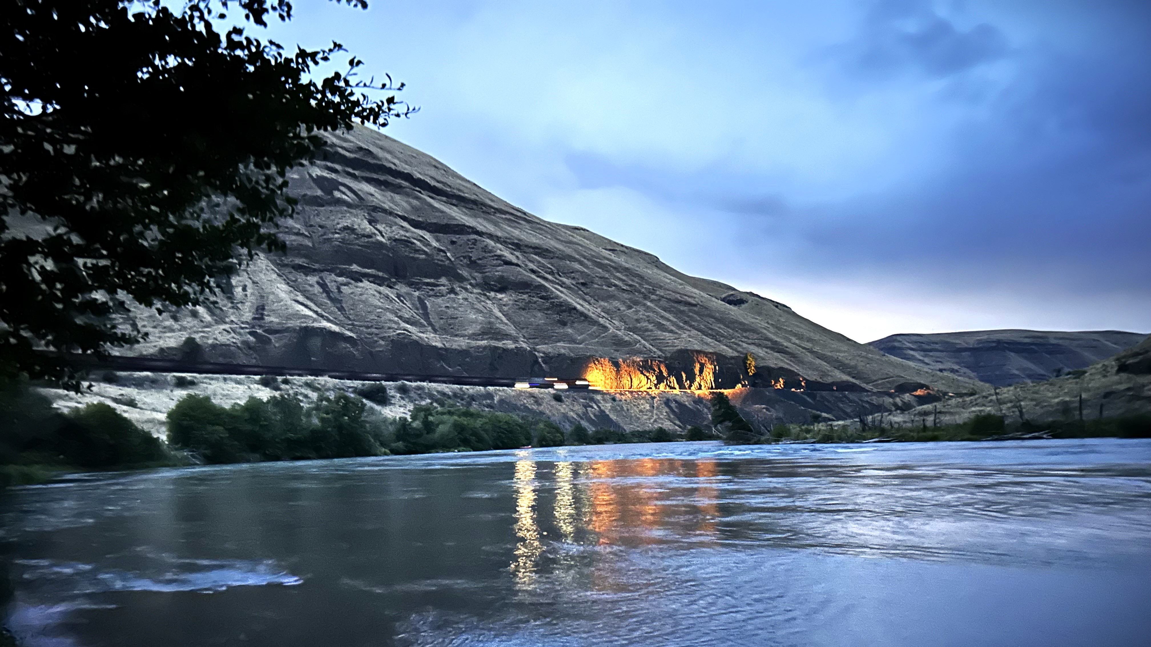 October Fishing Report For Deschutes River & Mount Hood Lakes 