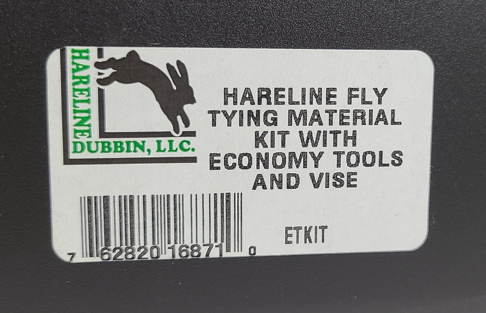 Hareline Fly Tying Material Kit with Economy Tools and Vise