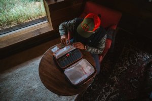 Fishpond Backwater Fly Tying Kit