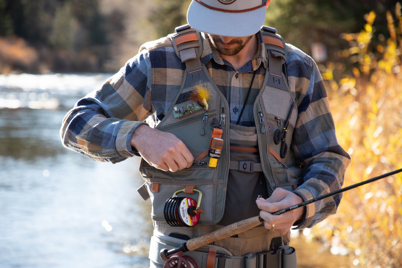 Fishpond Flint Hills Vest - Gravel