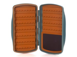 Fishpond Tacky Pescador Fly Box - MagPad - Smoke Grey