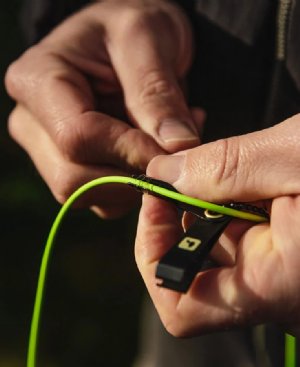Loon Rogue Nipper w/ Knot Tool - Black