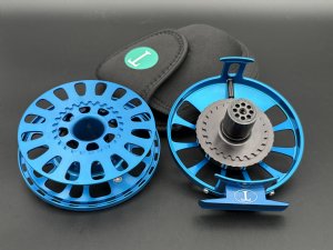 Tibor Signature 9/10 - Royal Blue w/Black Hub